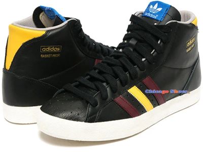 Лот: 4458250. Фото: 1. 42 размер (27 см) Adidas Кроссовки... Кеды, кроссовки, слипоны