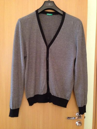 Лот: 5328705. Фото: 1. Кардиган мужской новый 48-50 Benetton. Свитеры, толстовки, худи
