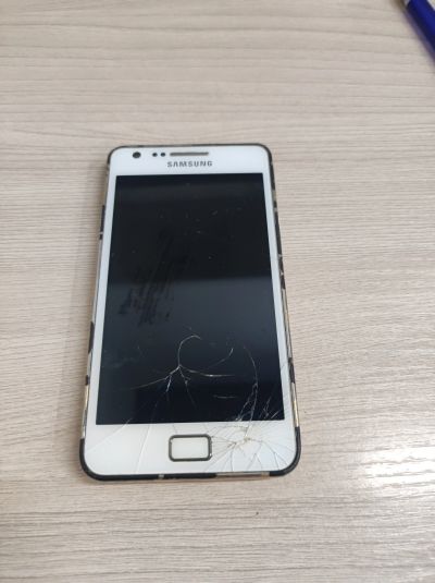 Лот: 20109615. Фото: 1. Телефон Samsung I9100. Смартфоны