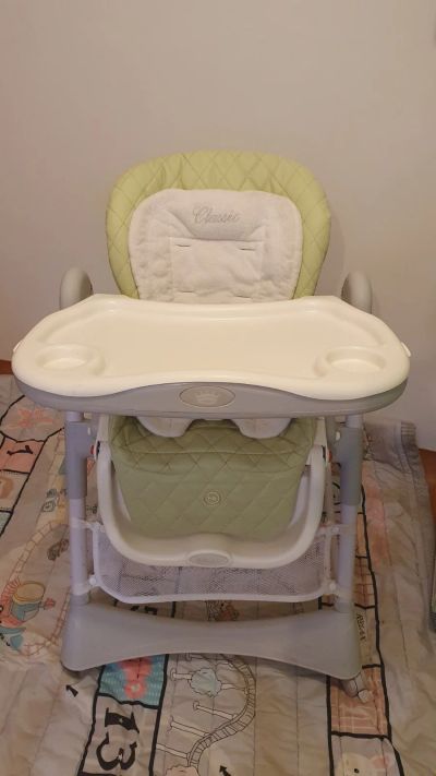 Лот: 16086478. Фото: 1. Стульчик для кормления happy baby... Стульчики для кормления