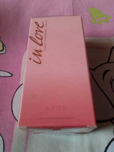 Лот: 15426664. Фото: 1. Парфюмерная вода Avon in love... Женская парфюмерия