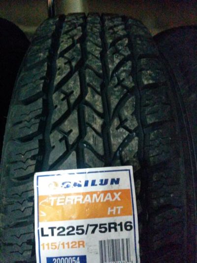Лот: 9430863. Фото: 1. 225/75R16LT 115/112R PR10 Sailun... Шины