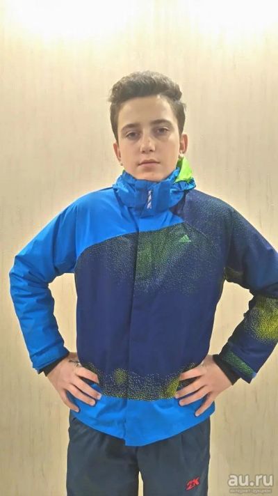 Лот: 9585940. Фото: 1. Куртка детская adidas на межсезонье. Верхняя одежда