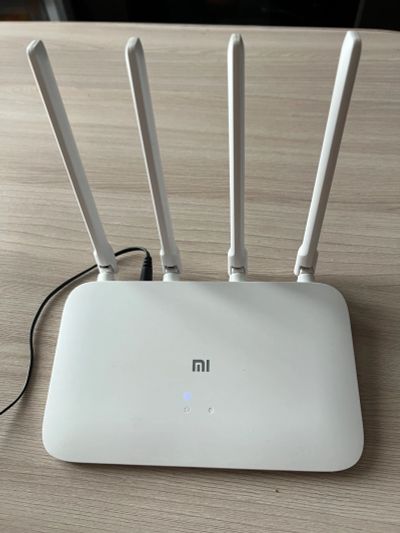 Лот: 20344813. Фото: 1. Роутер Xiaomi R4a. Маршрутизаторы (роутеры)