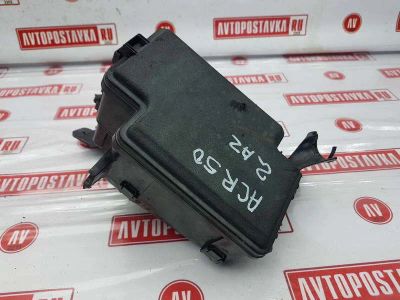 Лот: 20902411. Фото: 1. Блок предохранителей Toyota Estima... Двигатель и элементы двигателя