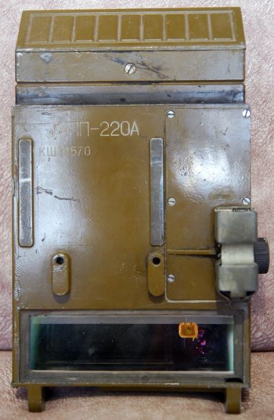 Лот: 19390181. Фото: 1. прибор наблюдения, триплекс ТНПП-220А. Военная техника, документация