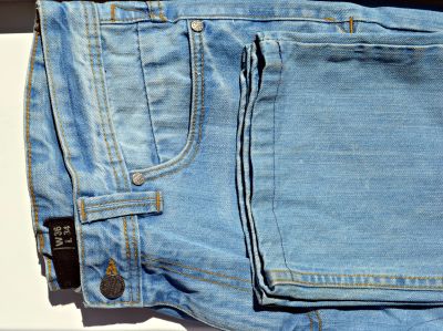 Лот: 11799616. Фото: 1. Джинсы голубые "Reserved". Брюки, джинсы, шорты