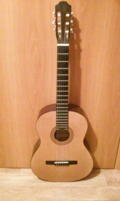 Лот: 5734112. Фото: 1. Гитара классическая hohner HC06... Гитары