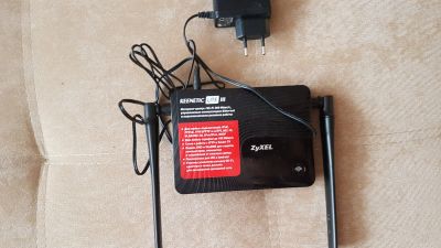 Лот: 17180194. Фото: 1. Wifi роутер Keenetic lite Iii. Маршрутизаторы (роутеры)