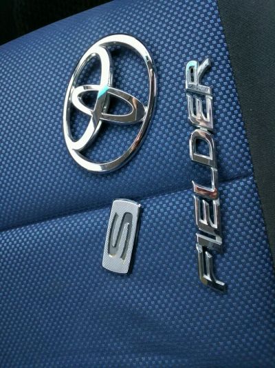 Лот: 8792519. Фото: 1. Эмблема toyota fielder логотип... Кузов
