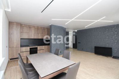 Лот: 25289905. Фото: 1. 3-комн. квартира , Красноярск... Квартиры, студии