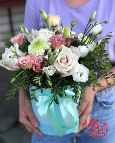 Лот: 13902924. Фото: 1. Лот № 728 Композиция из цветов... Свежие цветы