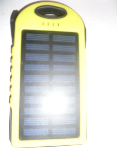 Лот: 7650458. Фото: 1. солнечная батарея. Зарядные устройства, блоки питания, адаптеры сетевые для смартфонов