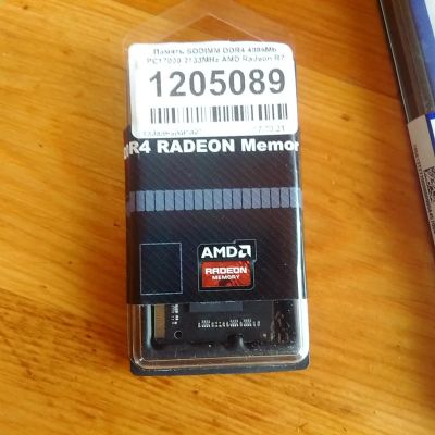 Лот: 17599831. Фото: 1. sodimm ddr4 4gb AMD Radeon R7. Оперативная память