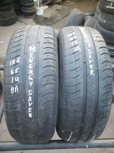 Лот: 23492972. Фото: 1. 2шт 175-65-14 Michelin Energy... Шины