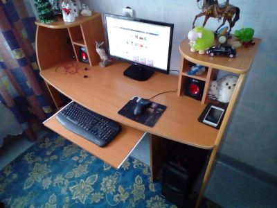 Лот: 8812964. Фото: 1. Стол компьютерный. Компьютерные и письменные столы