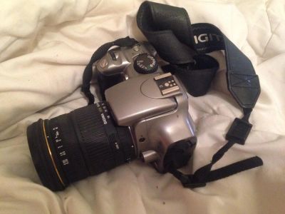 Лот: 4166039. Фото: 1. Цифровая зеркальная камера CANON... Цифровые зеркальные