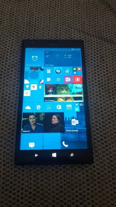 Лот: 8418811. Фото: 1. Nokia Lumia 1520. Смартфоны
