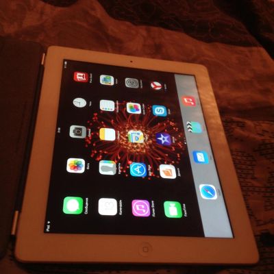 Лот: 5094573. Фото: 1. IPAD 4 16Gb WI-FI (Белый) в идеале. Планшеты