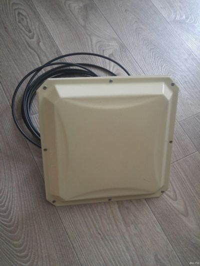 Лот: 12988965. Фото: 1. Направленная панельная GSM антенна... Антенны