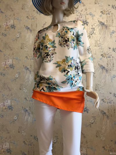 Лот: 7623505. Фото: 1. новая удлиненная шелковистая блузка... Блузы, рубашки