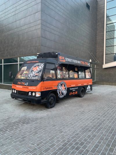 Лот: 15474797. Фото: 1. Автобус под фудтрак food truck. Грузовики, автобусы, спецтехника