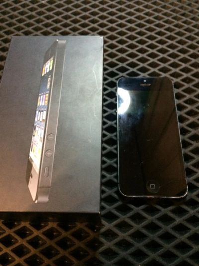 Лот: 10874928. Фото: 1. iPhone 5 32gb Не рабочий. Смартфоны
