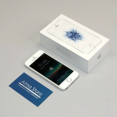Лот: 19821651. Фото: 1. Apple iPhone SE 32 ГБ Silver... Смартфоны