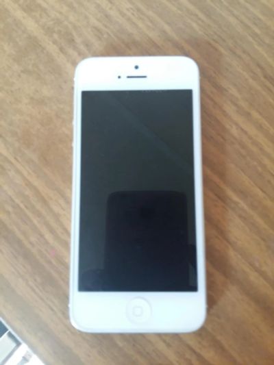 Лот: 7826126. Фото: 1. iPhone 5 16гб. Смартфоны