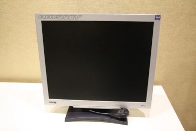 Лот: 4500545. Фото: 1. Монитор Benq FP71G. ЖК-мониторы