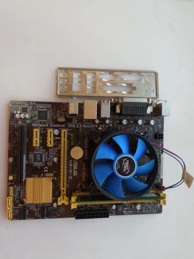 Лот: 20054264. Фото: 1. Asus H81M-C + intel G3220 + 2Gb... Материнские платы