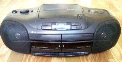 Лот: 3147792. Фото: 1. Магнитола LG CD-580AX, есть CD... Музыкальные центры, магнитолы