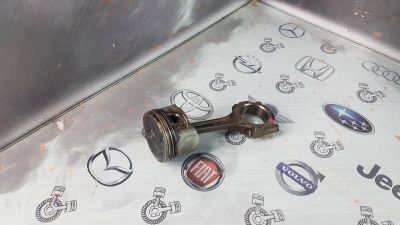 Лот: 23585662. Фото: 1. Поршень с шатуном Hyundai Tiburon... Двигатель и элементы двигателя