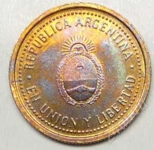 Лот: 1577153. Фото: 1. Аргентина. 10 сентаво 2005г... Америка