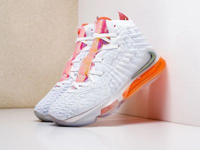 Лот: 17096554. Фото: 1. Кроссовки Nike Lebron XVII (18676... Кеды, кроссовки, слипоны