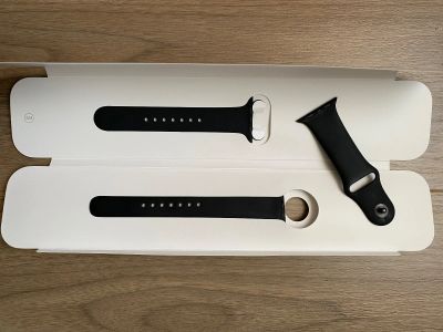 Лот: 16313229. Фото: 1. Ремешок Apple оригинал от часов... Ремешки, браслеты