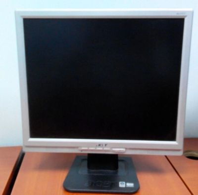 Лот: 4747642. Фото: 1. монитор 17" Acer не включается. ЖК-мониторы