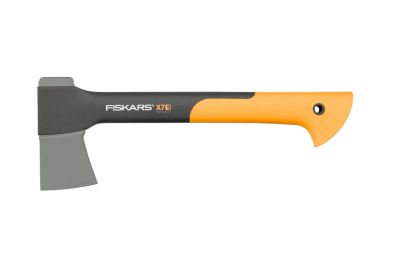 Лот: 3241771. Фото: 1. Туристический топор Fiskars X7. Ножи, топоры