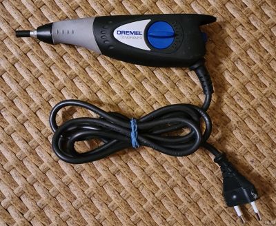 Лот: 18689608. Фото: 1. Новый гравер Dremel Engraver F013029048. Электроинструмент