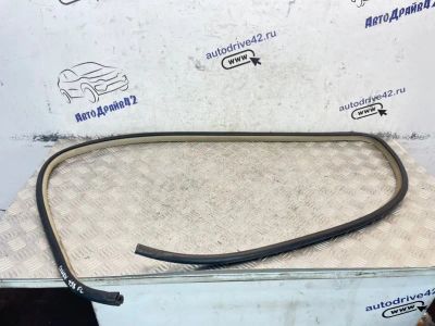 Лот: 25624665. Фото: 1. уплотнитель проема двери Toyota... Двигатель и элементы двигателя