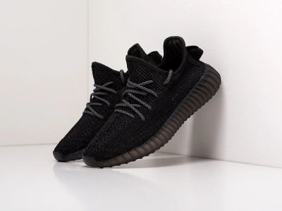 Лот: 17268789. Фото: 1. Кроссовки Adidas Yeezy 350 Boost... Кеды, кроссовки, слипоны