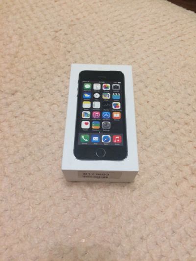 Лот: 15319237. Фото: 1. iPhone 5s 16GB. Защитные стёкла, защитные плёнки