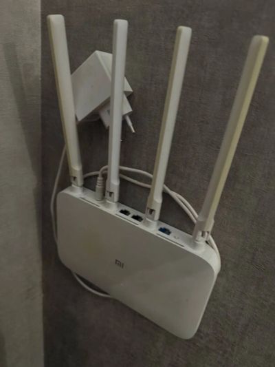 Лот: 25526809. Фото: 1. wifi роутер xiaomi 4A giga version... Маршрутизаторы (роутеры)
