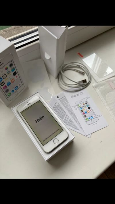 Лот: 25810342. Фото: 1. iPhone 5S оригинал. Смартфоны