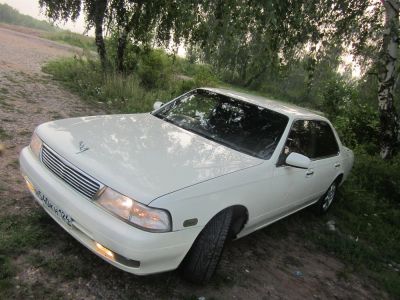 Лот: 3049910. Фото: 1. NISSAN Laurel. Автомобили
