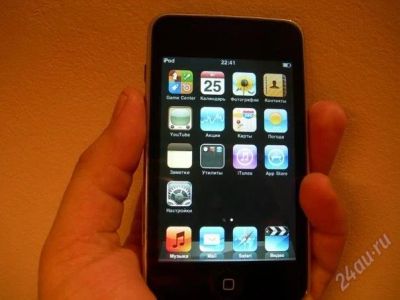 Лот: 756167. Фото: 1. Apple iPod Touch 3G 8GB. Плееры