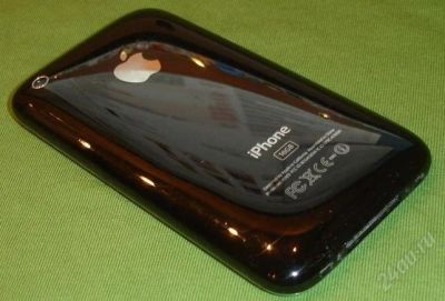 Лот: 1673864. Фото: 1. Iphone 3GS 16 GB (чeрный и белый... Кнопочные мобильные телефоны
