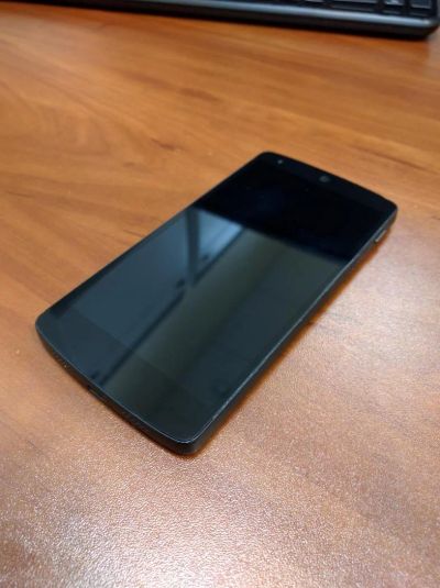 Лот: 7245692. Фото: 1. LG NEXUS 5 16GB. Смартфоны