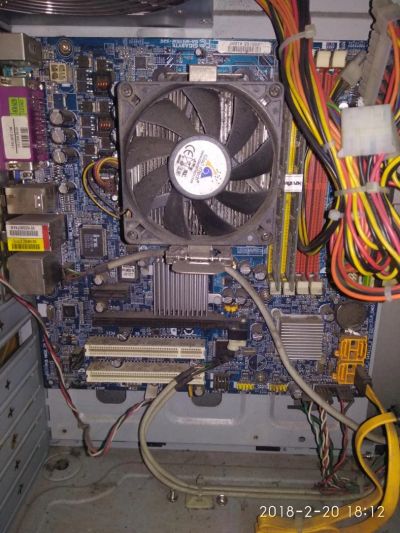 Лот: 11070365. Фото: 1. материнская плата gigabyte ga... Материнские платы