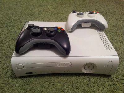Лот: 6037277. Фото: 1. XBOX 360. 120гб. Прошитая. ОБМЕН... Игровые приставки, консоли